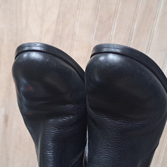 Circa Joan & David Kirstin Black Pebbled Leather Slouchy Heel Ankle Booties - Picture 5 of 14